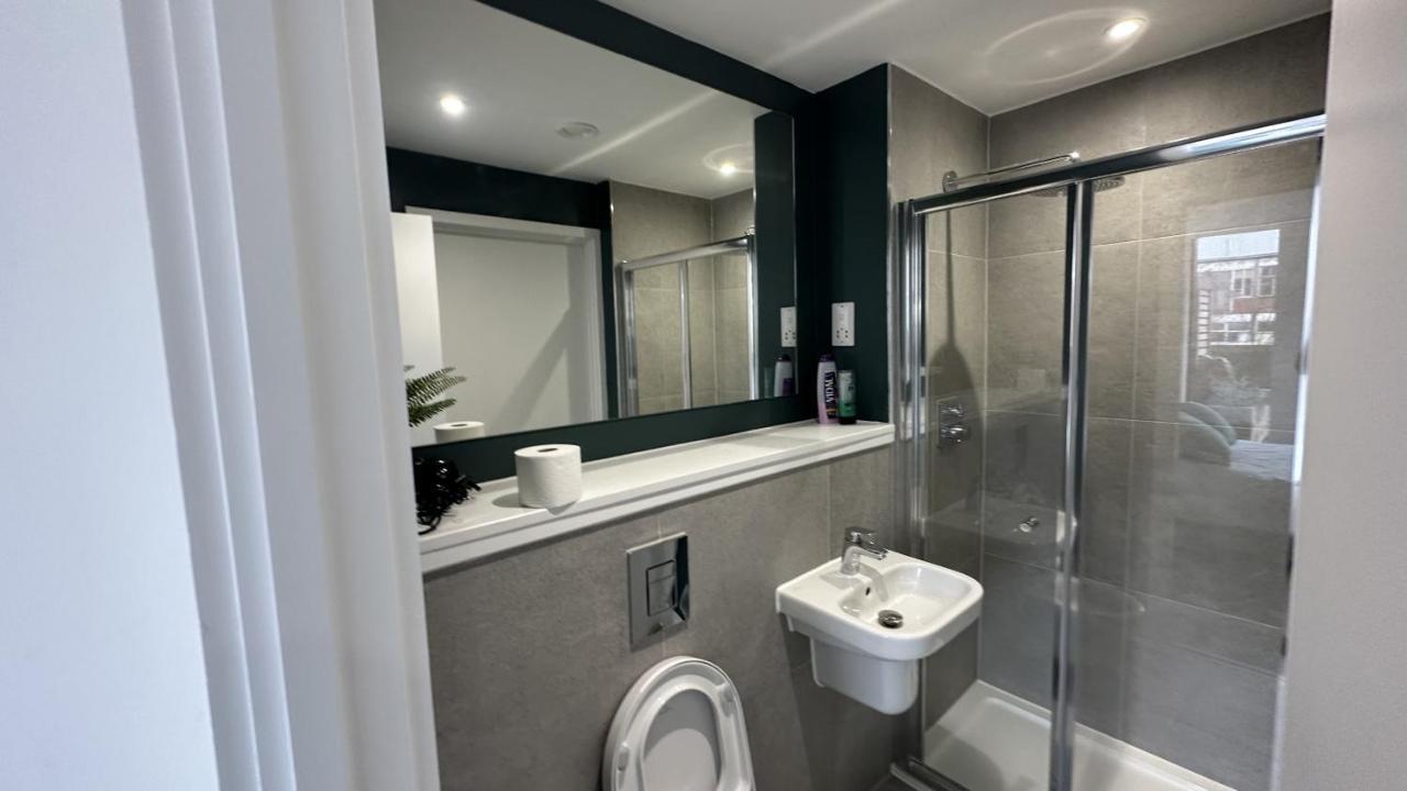 Lux Livin' Apartments - Luxury 2 Bed Apartment With Sky Garden Manchester Eksteriør bilde