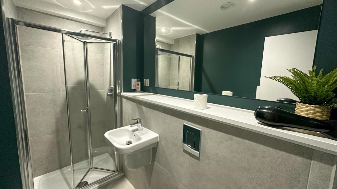 Lux Livin' Apartments - Luxury 2 Bed Apartment With Sky Garden Manchester Eksteriør bilde
